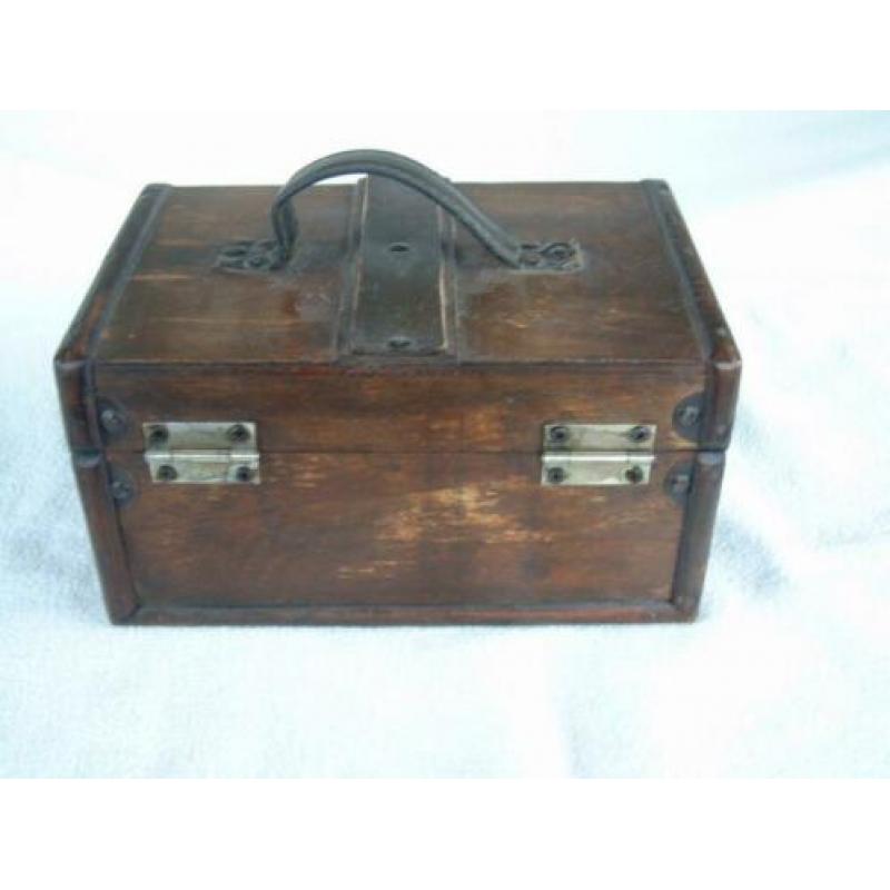 Vintage hout houten koffertje of kistje nr. 2