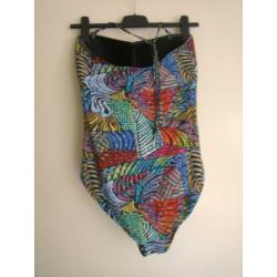 Zeer mooi fleurig corrigerend badpak BEACHWAVE 48 snazzeys
