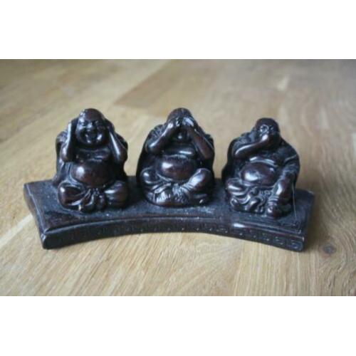3 boeddha's op een rijtje 19 x 6 x 6 cm