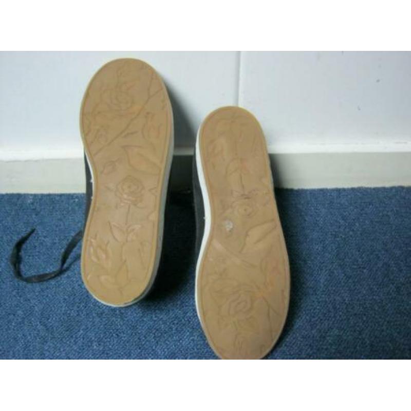 prachtige veterschoenen / boots van CELLINI, maat 39