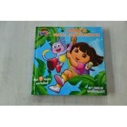 DORA = Dora's Grote Avonturenboek ( Met Engelse Woordenlijs