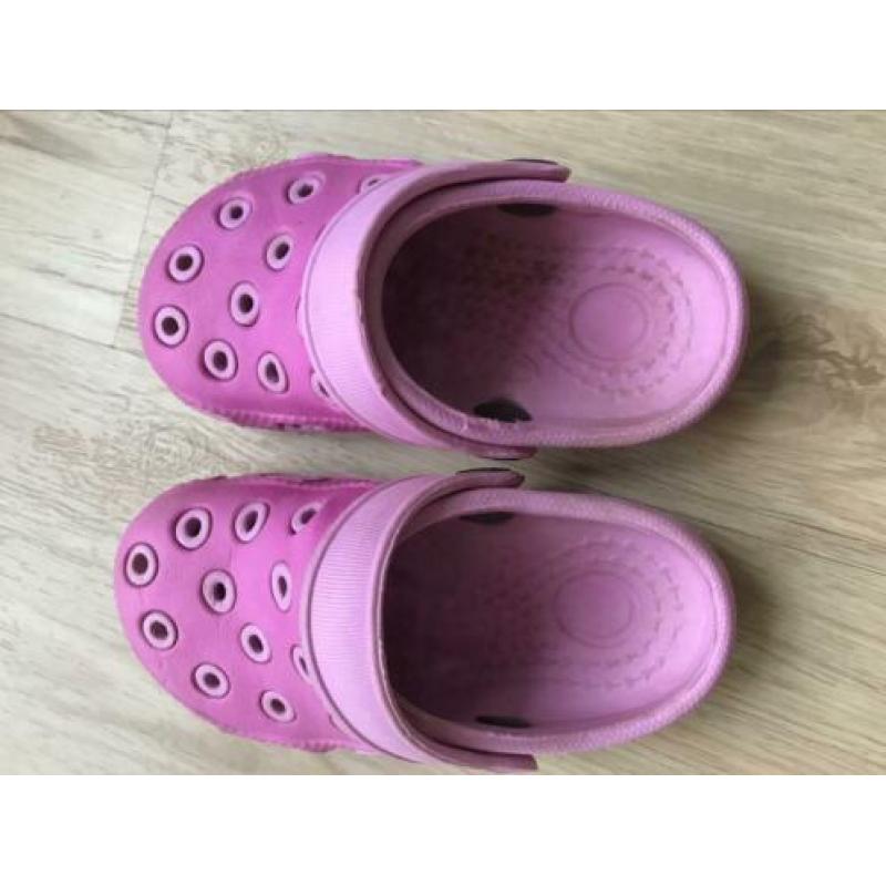 Roze crocs - maat 23 - incl. gratis 2 paar sokjes