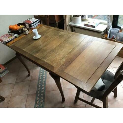 Eettafel met 6 stoelen