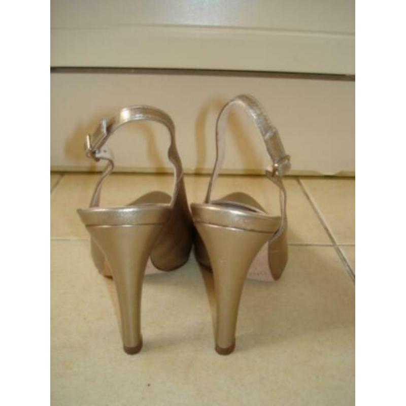 Unisa roségouden leren slingback pumps maat 38 ZGAN