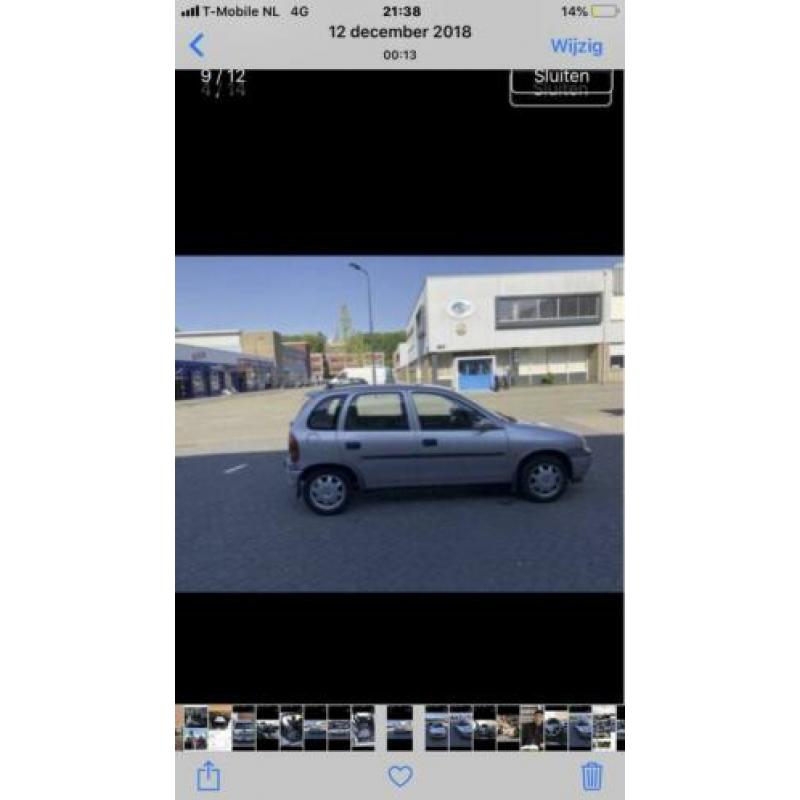 Opel Corsa 1.2 I 16V 5D 2000 Grijs