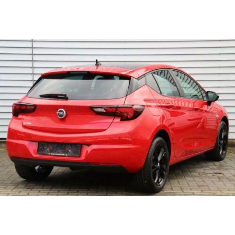 Opel Astra 150pk Turbo Black Edition (17"LMV/NAV/Airco)