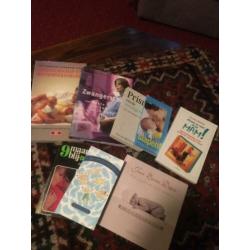 Diverse boeken over Zwangerschap en opvoeden