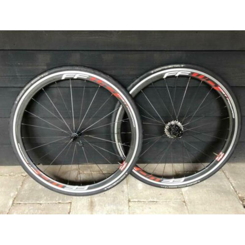 Carbon FFWD F4C wielset 10-speed compleet