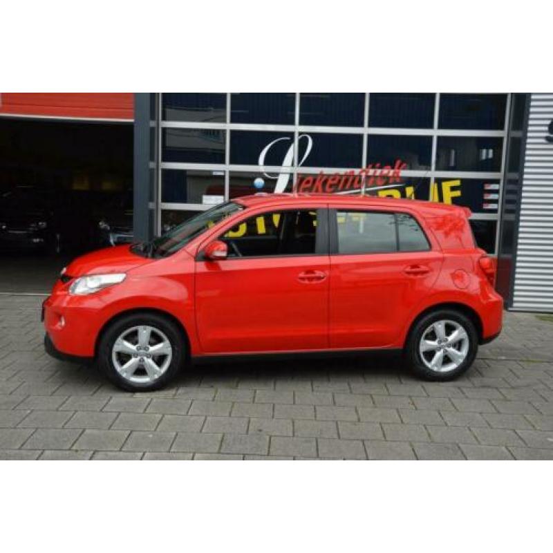 Toyota Urban Cruiser 1.3 VVT-i TOWN 5Drs I Airco I Sport vel