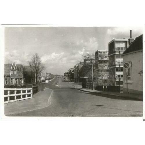Foto Zaandam Troelstralaan ca 1960