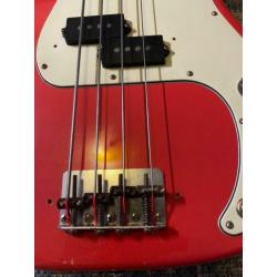 Fender precision bass 1966 (1964), Fiesta red, (pre CBS)