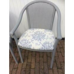 Set van twee restyle stoelen