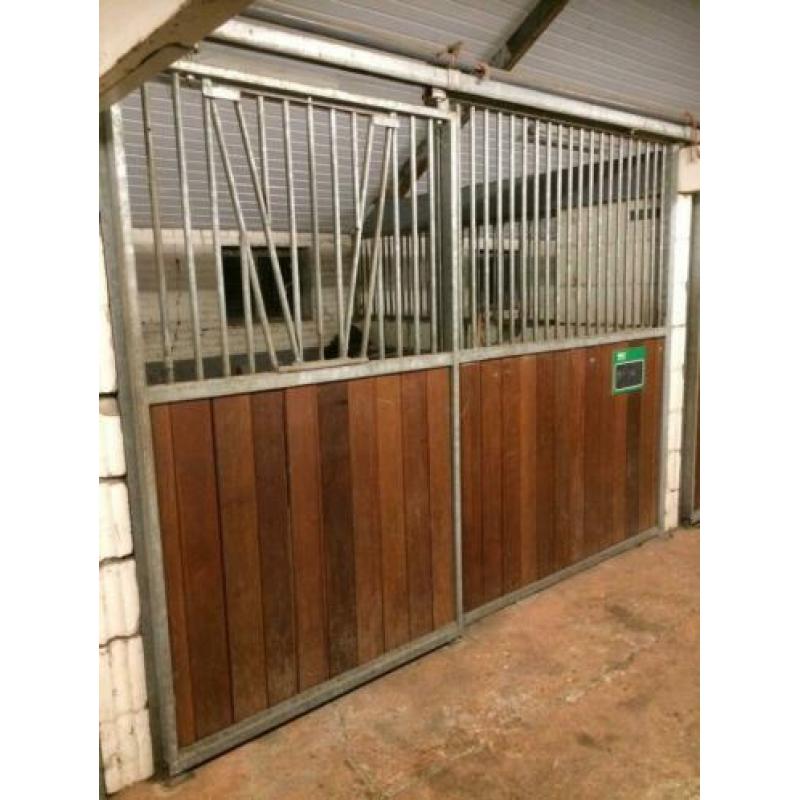 Voorwand paardenbox 4x