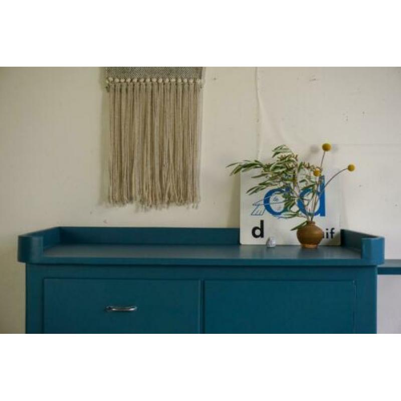 Vintage commode