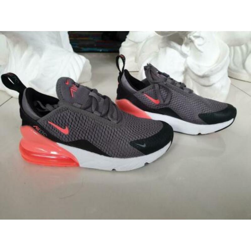 Nike 270 MAAT 31