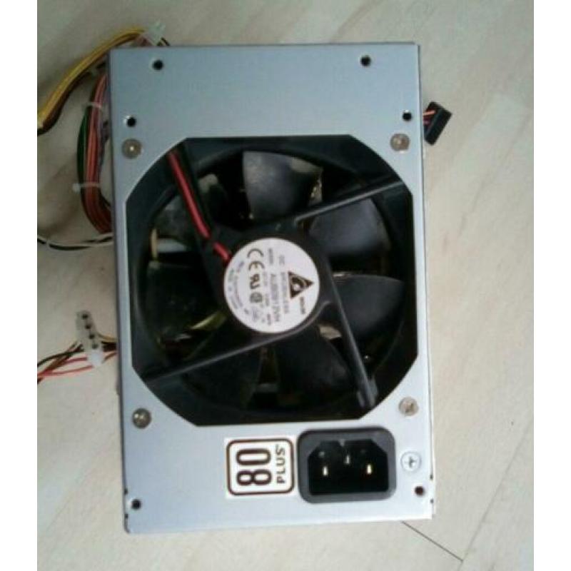 Desktop voeding 475watt