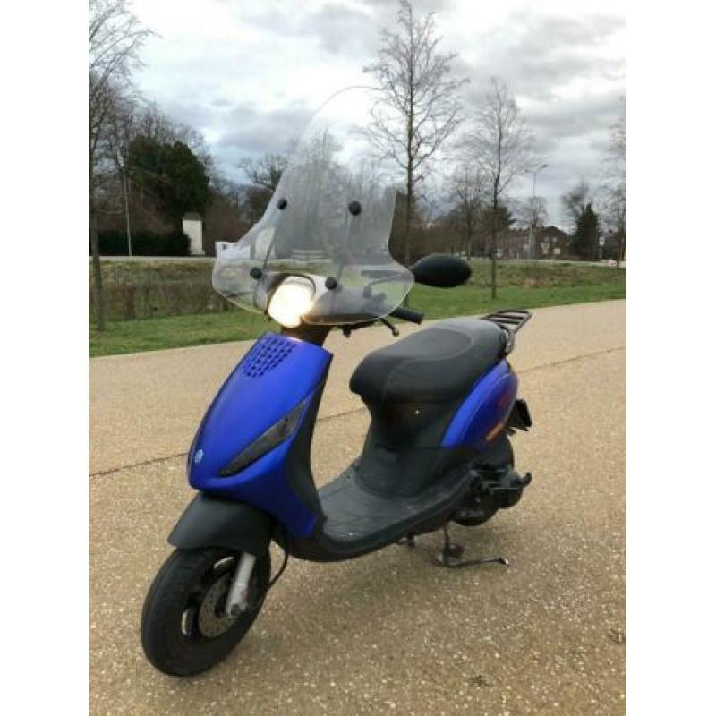 Piaggo zip 125