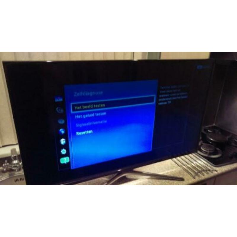46 inch Samsung Smart tv met licht defect