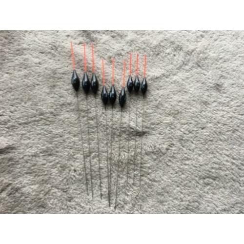 adv 265 / NIEUW serie 9 dobbers MATRIX