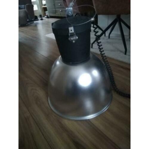 Grote industriële aluminium lamp 47cm doorsnede fabriekslamp