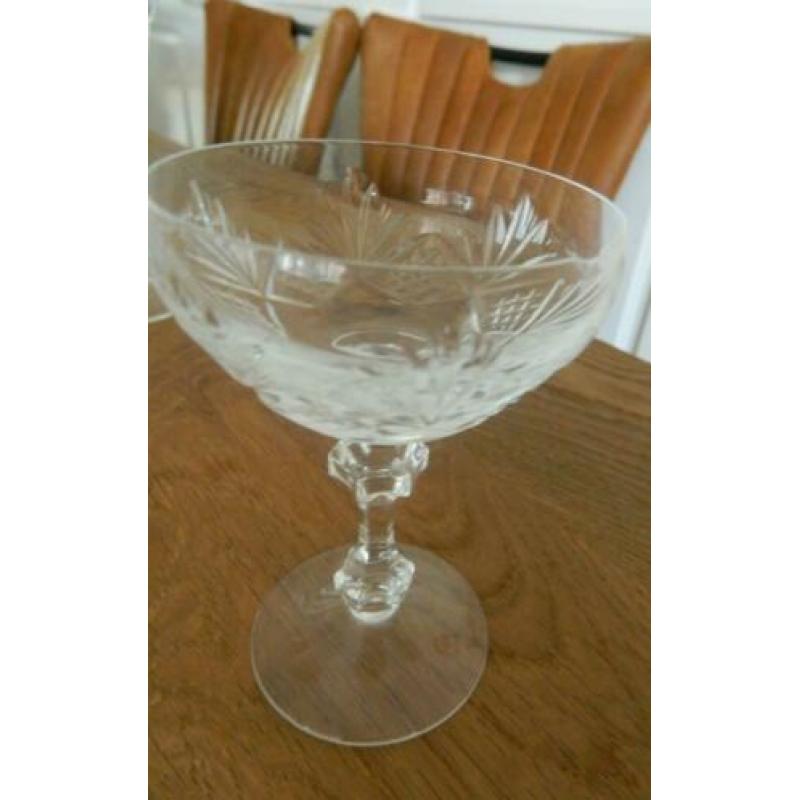 Glazen div. van Kristal.
