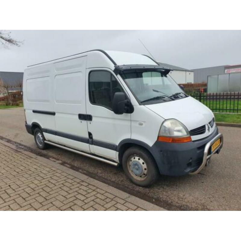 Renault Master T33 2.5dCi L2H2 airco