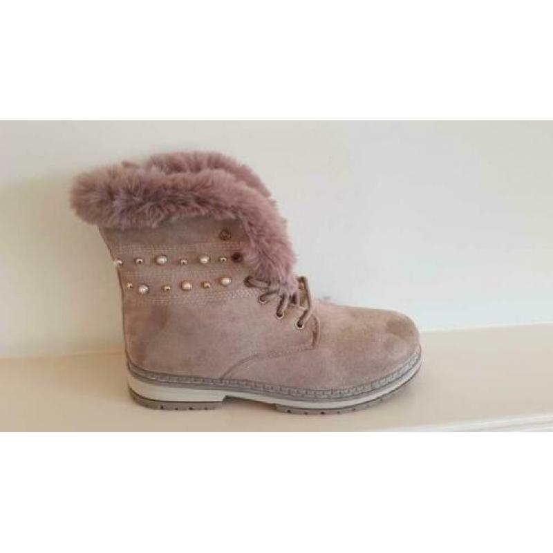 nieuw in doos warme gevoerde dames boots - maat 37 - € 14.95