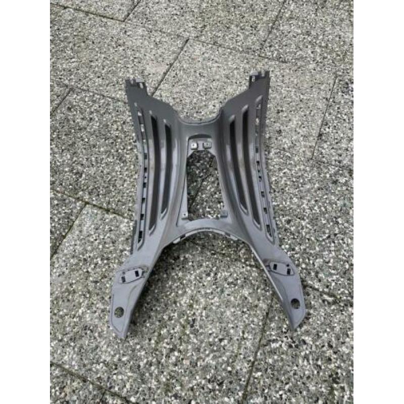 Vespa Sprint / Primavera Beenschild Nardo Grey