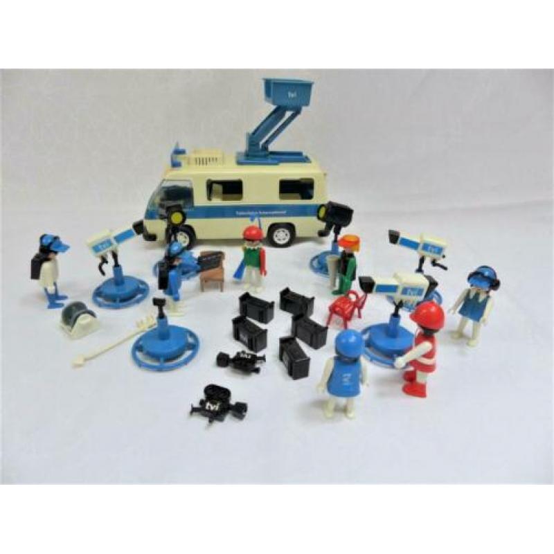 C 3 grote televisie set met tv wagen / vintage 4368 en 3531