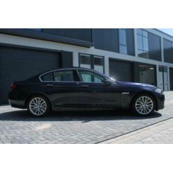 BMW 5-serie 528i High Luxury Edition