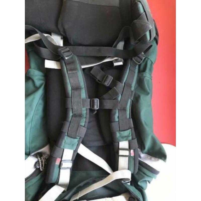 Karrimor rugzak 65 liter goede staat dames bovenlader 20 eur