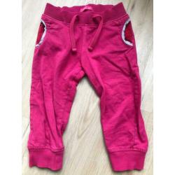 Leuk roze joggingbroekje - maat 92 - Hema