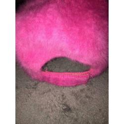 Pet/cap roze pluche met glitter/ studs