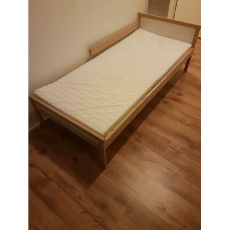 Kinderbed inclusief matras en bodem