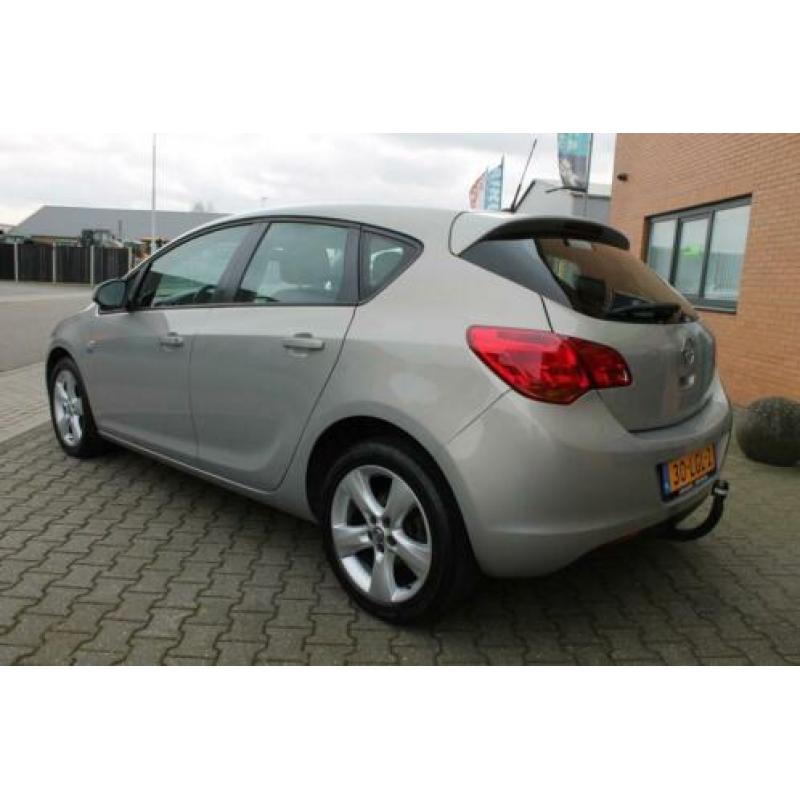 Opel Astra 1.6 Edition Clima, Zgan Dis riem (bj 2010)