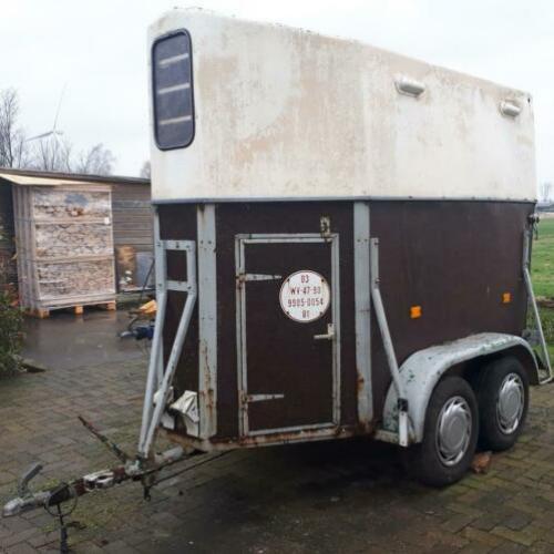 Paardentrailer voor weinig