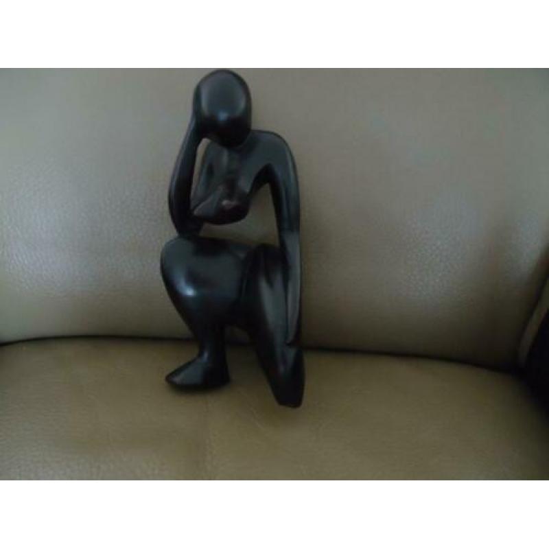 houten dame massief hoog 25cm---breed 12 cm 3,95