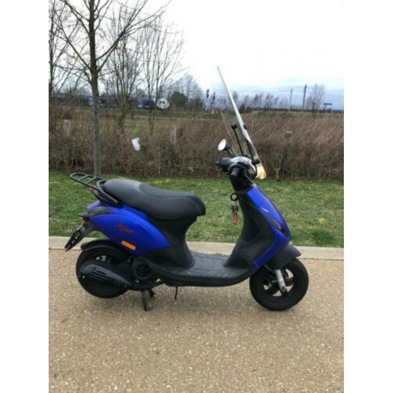 Piaggo zip 125