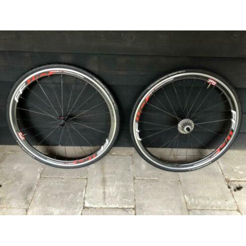 Carbon FFWD F4C wielset 10-speed compleet