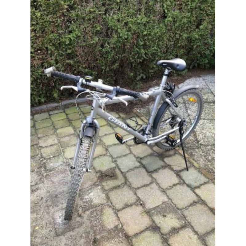 Mountainbike giant boulder alu lite t6