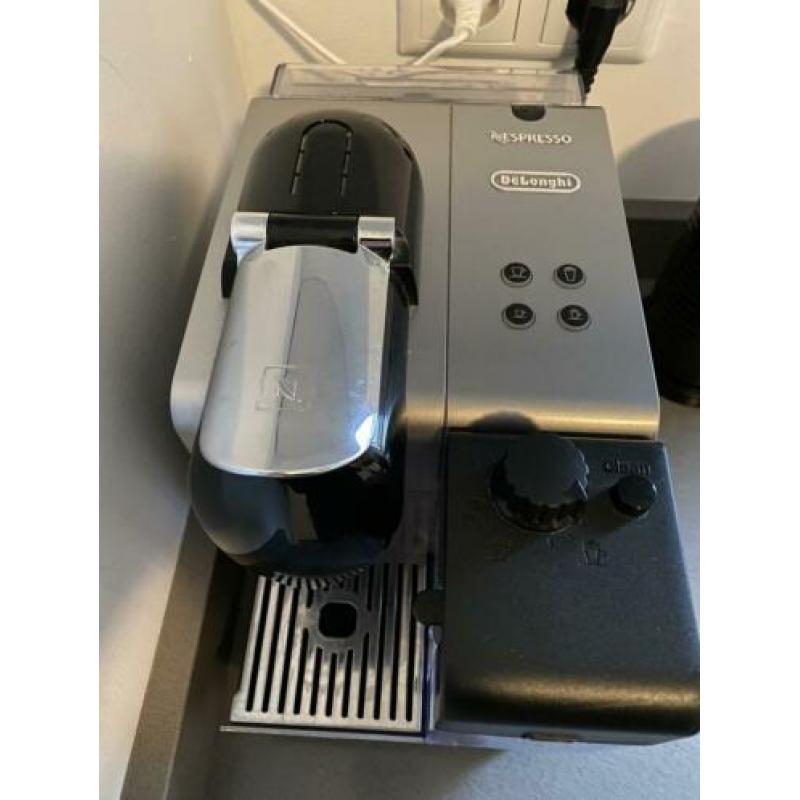 NESPRESSO DE LONGHI + Aeroccino 3 melkopschuimer