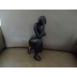 houten dame massief hoog 25cm---breed 12 cm 3,95