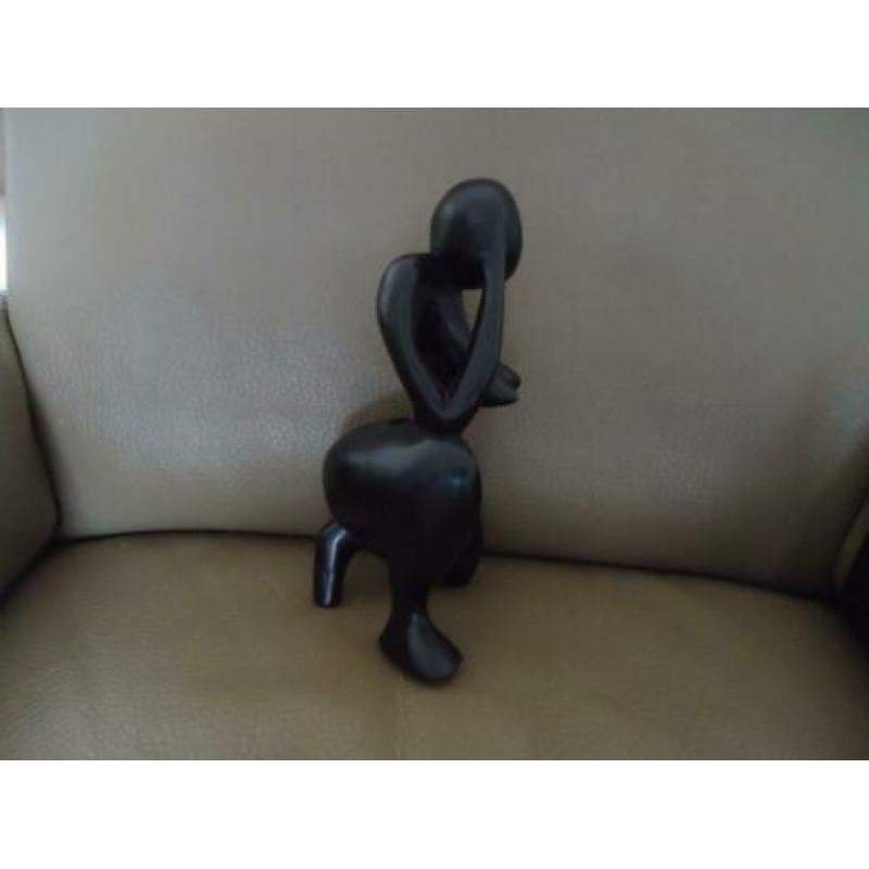 houten dame massief hoog 25cm---breed 12 cm 3,95