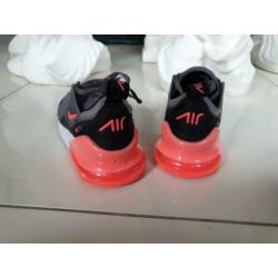 Nike 270 MAAT 31
