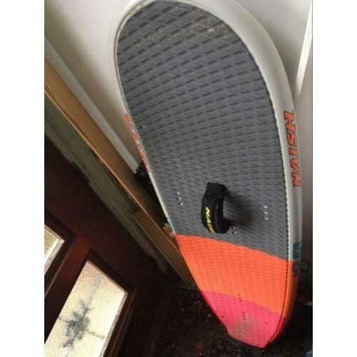 Foilboard Naish hover 160 met 3 voetbanden