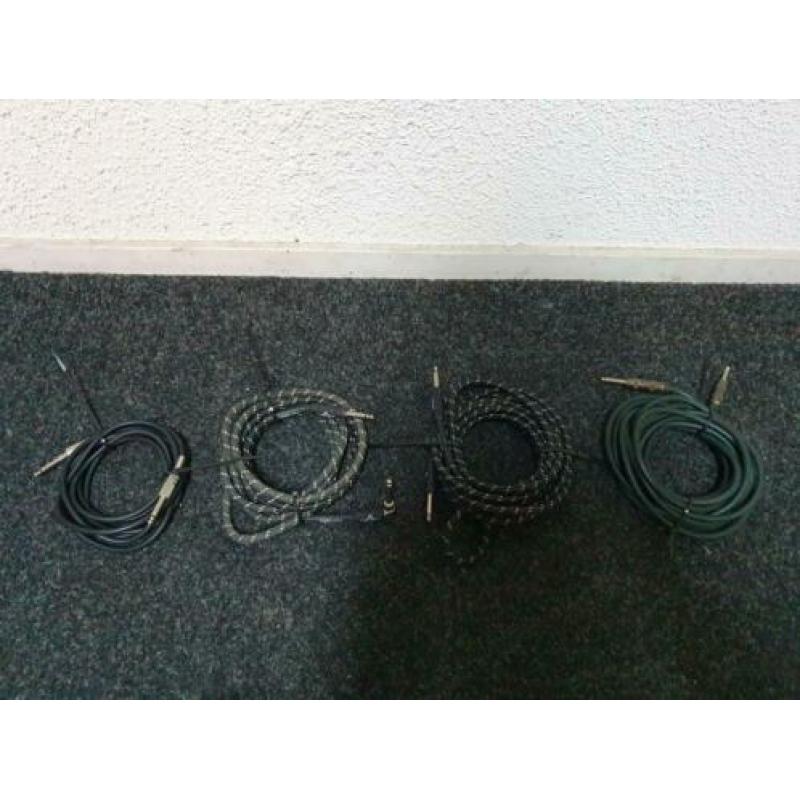 Uitverkoop!! 4 instrumentkabels voor €40,-!