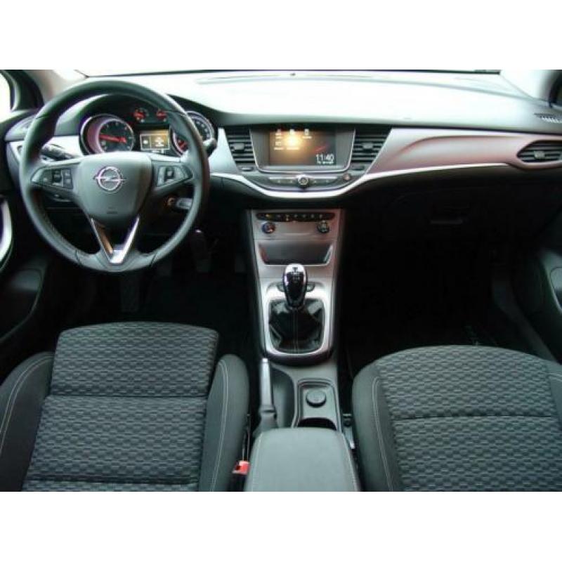Opel Astra 1.6 CDTI INNOVATION | Intelli-Link | Cruise | Pdc