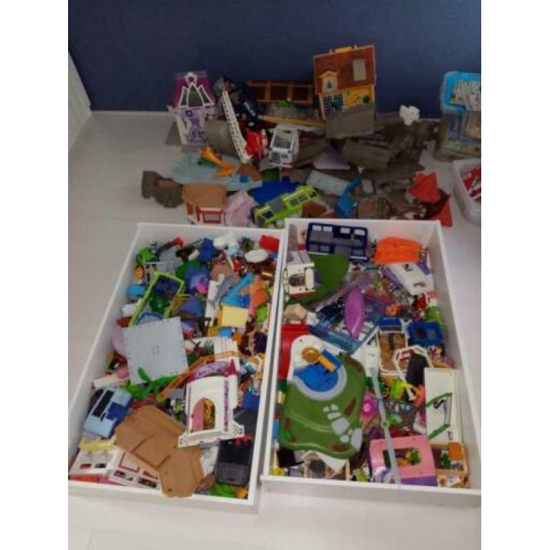 Heel veel playmobil