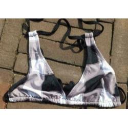 DUTCHY zwart/wit/grijs geblokt bikini mt 38 cup B