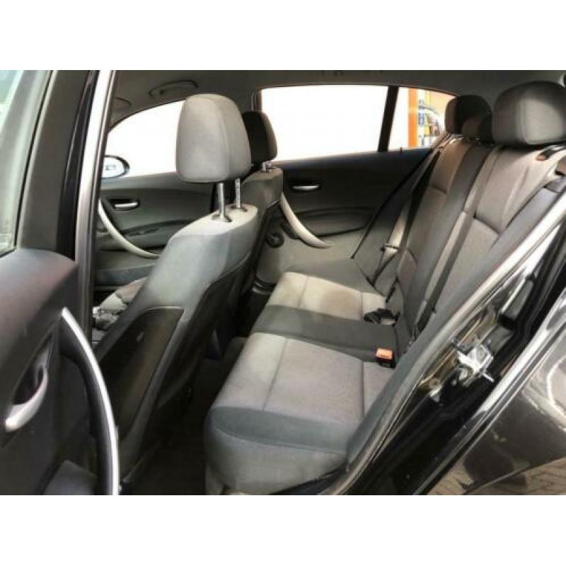 BMW 1-serie 116i High Executive 5 drs